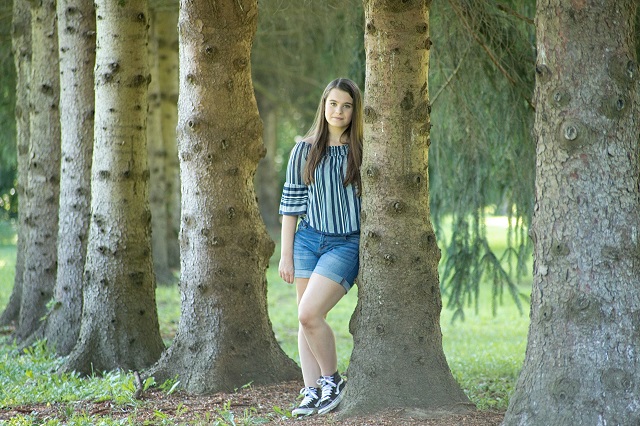 Model:  Lauren Reedy, Class of 2021, Pickerington Central High School, Ohio